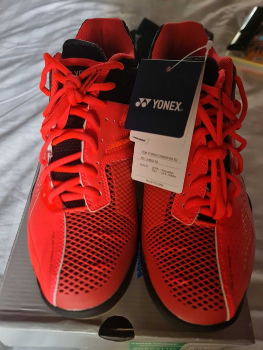 Yonex мъжки маратонки бадминтон номер 45.5 стелка 29.5