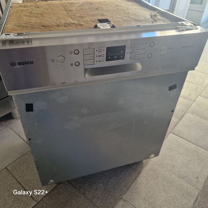 Съдомиялна 60см за вграждане BOSCH