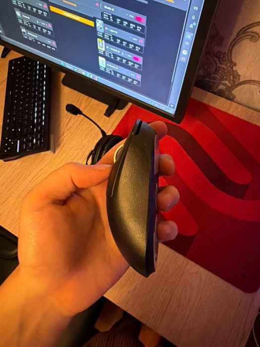 Беспроводная игровая мышь Logitech g pro x superlight 2c (черная)