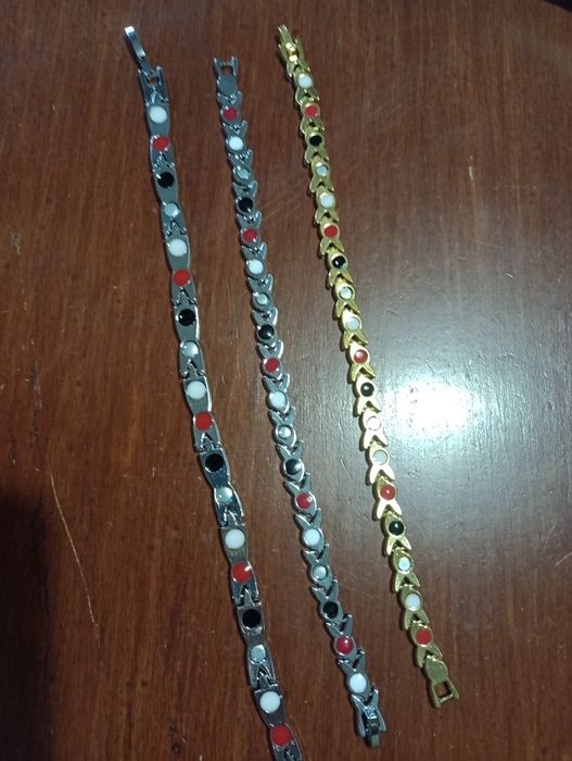 Дамска Магнитна гривна