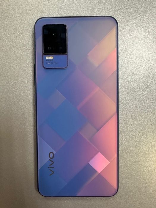 продам телефон в хорошем состоянии