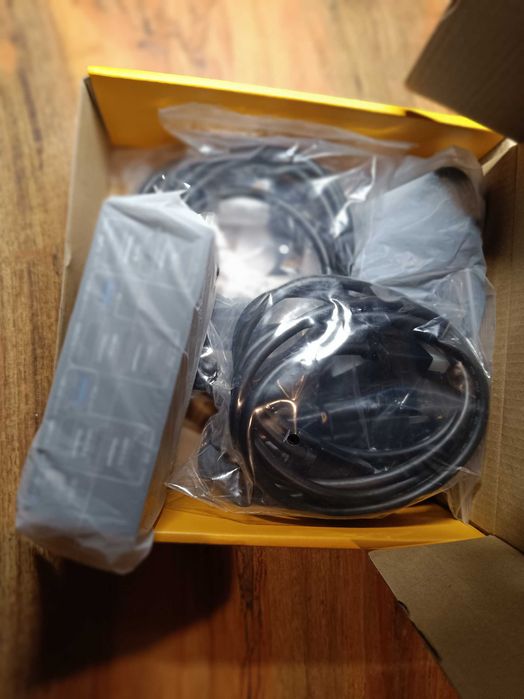 НОВ ТЕСТВАН KVM превключвател за 2 компютъра към 3 монитора + KCEVE...