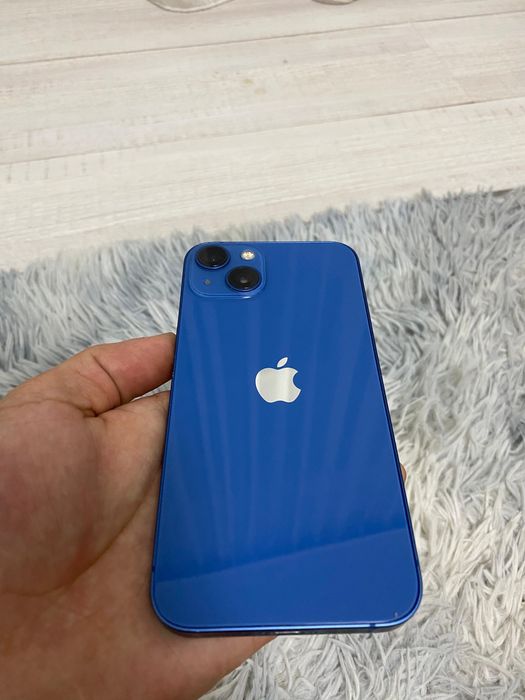 Срочно Продаю IPhone 13 256GB