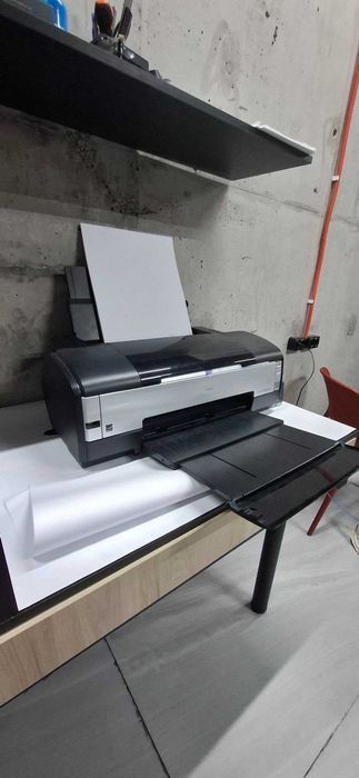 Продается Б/У Принтер EPSON 1410