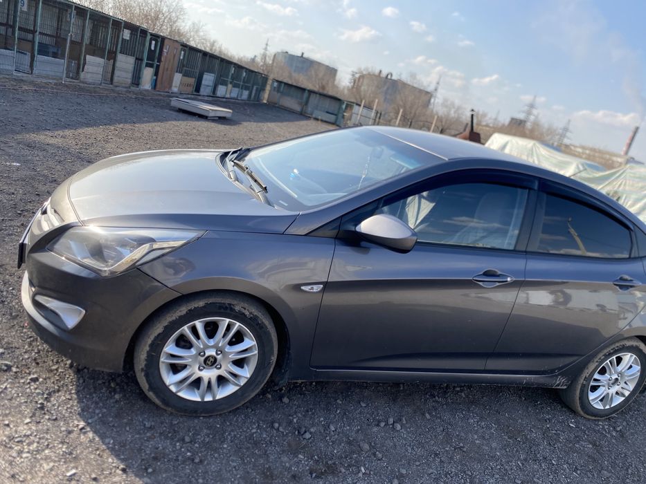 Продаю хундай акцент 2015