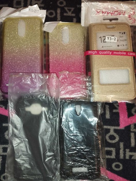 Чехлы на смартфоны