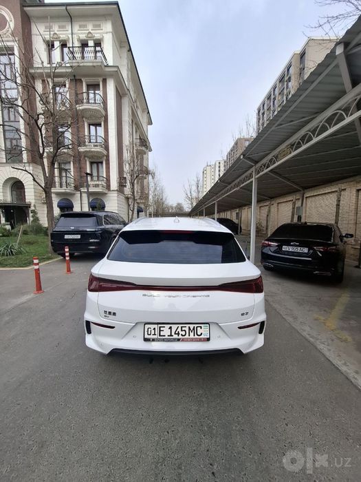 BYD E2 LUXORI 405 full