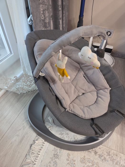 Продам детский шезлонг и ходунки