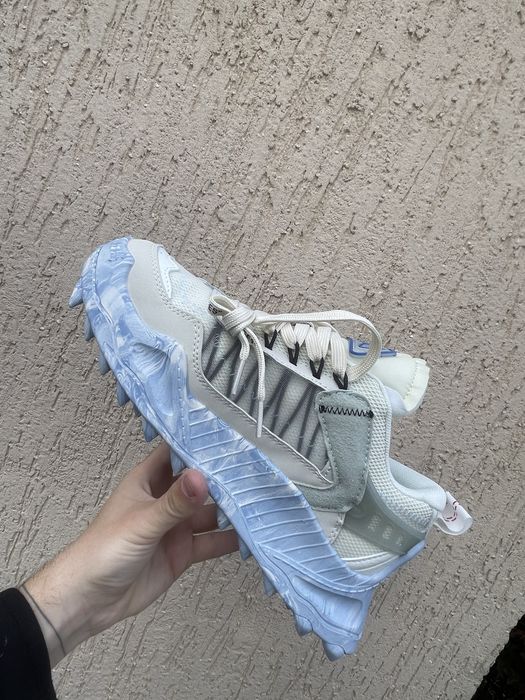 Off white oddsy marime 42-43