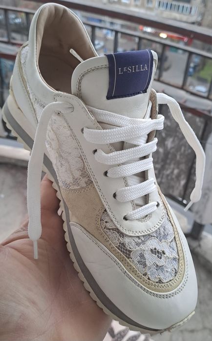 Adidasi sneaikers Le silla nr 37    200lei