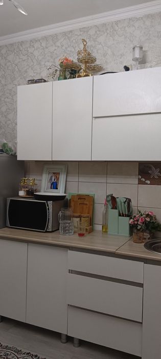 Кухня белая 2метра