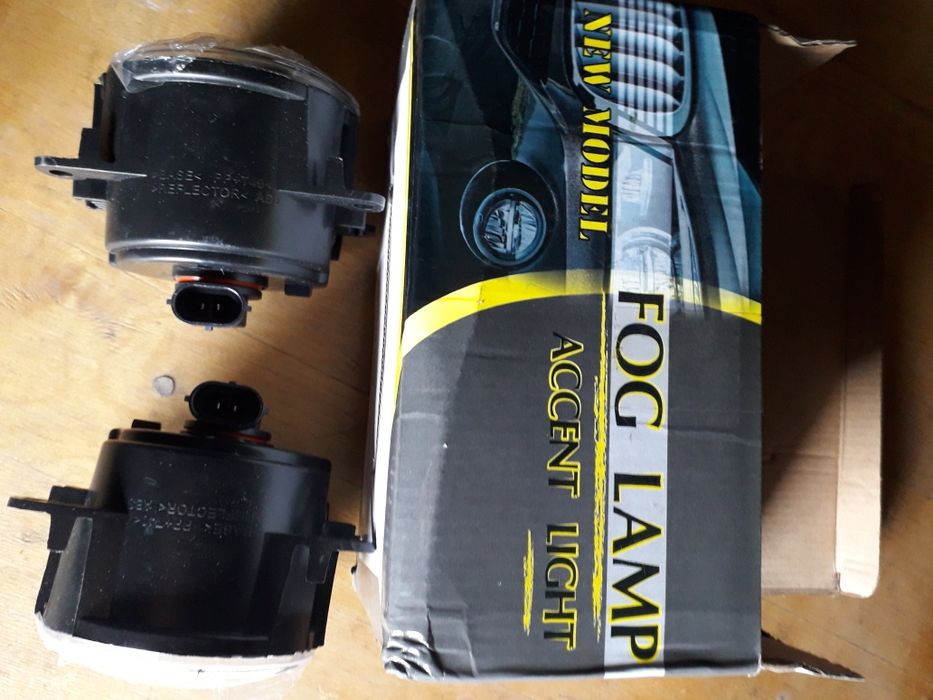 Продам противотуманные фары