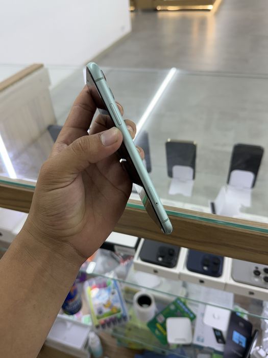 iphone 11 в идеальном состояний