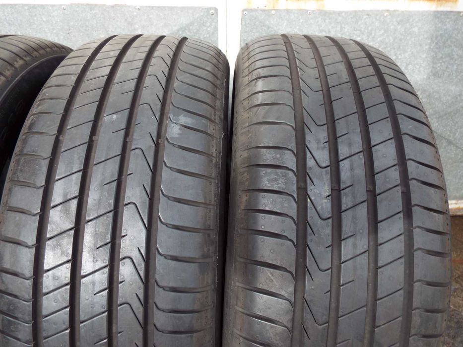 vand 4 anvelope de vara [noi] 215/50/18 pirelli cinturato p7 pret1500r