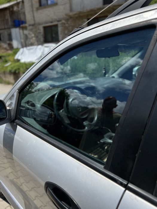 Затъмняване на стъкла, полиране на фарове