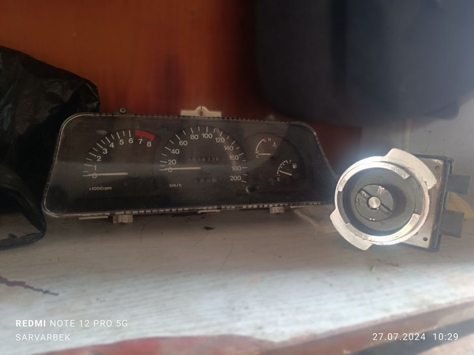 Нексия 1 табло и трамблёр сотилади