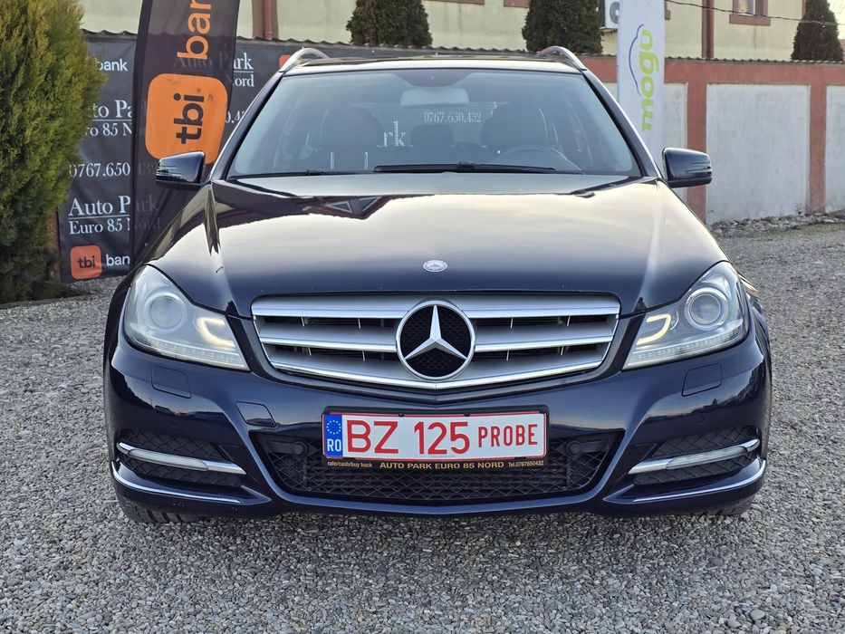 Vând Mercedes c class  2014