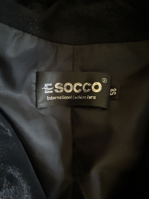 Продам пальто демисезонное