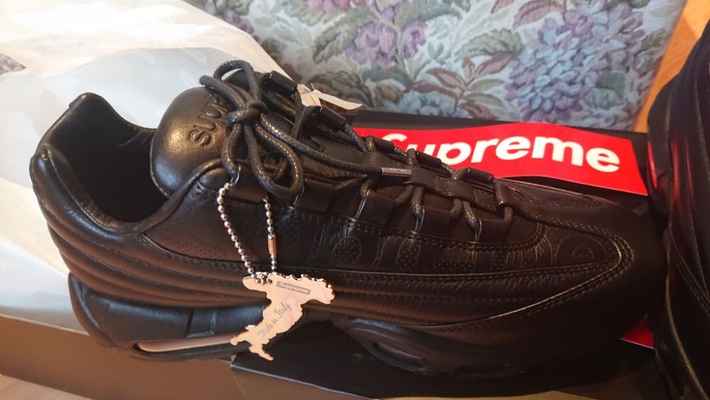 AirMax 95 SUPREME Nike accept schimburi crypto NOI Baia de