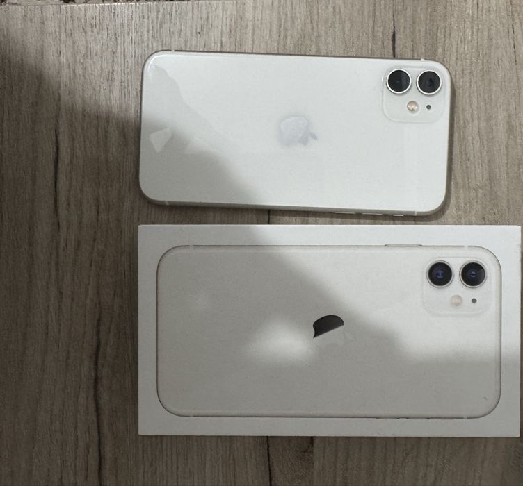 Продам Iphone 11 128gb 79akb