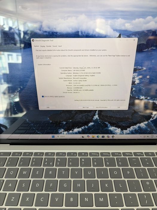 Microsoft Laptop Studio *Tic Tac Amanet*