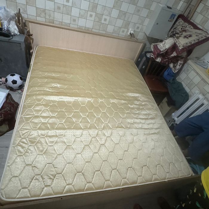 Продам кровать отличного качество