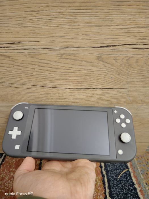 Идеальная портативная консоль Nintendo Switch Lite 128 GB с прошивкой