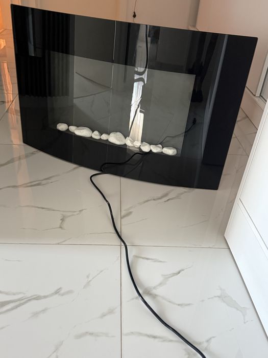 Șemineu electric curbat
