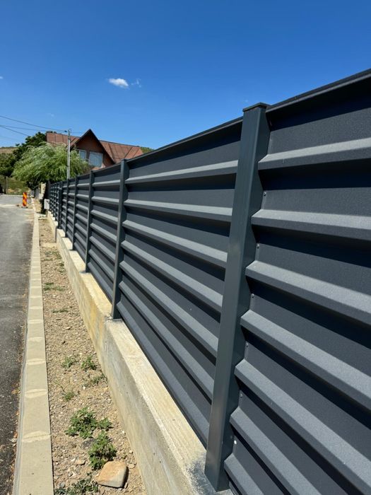 Tablă Cutată Gard Metalic diferite modele 4m 6m RAL 7016 gri antracit