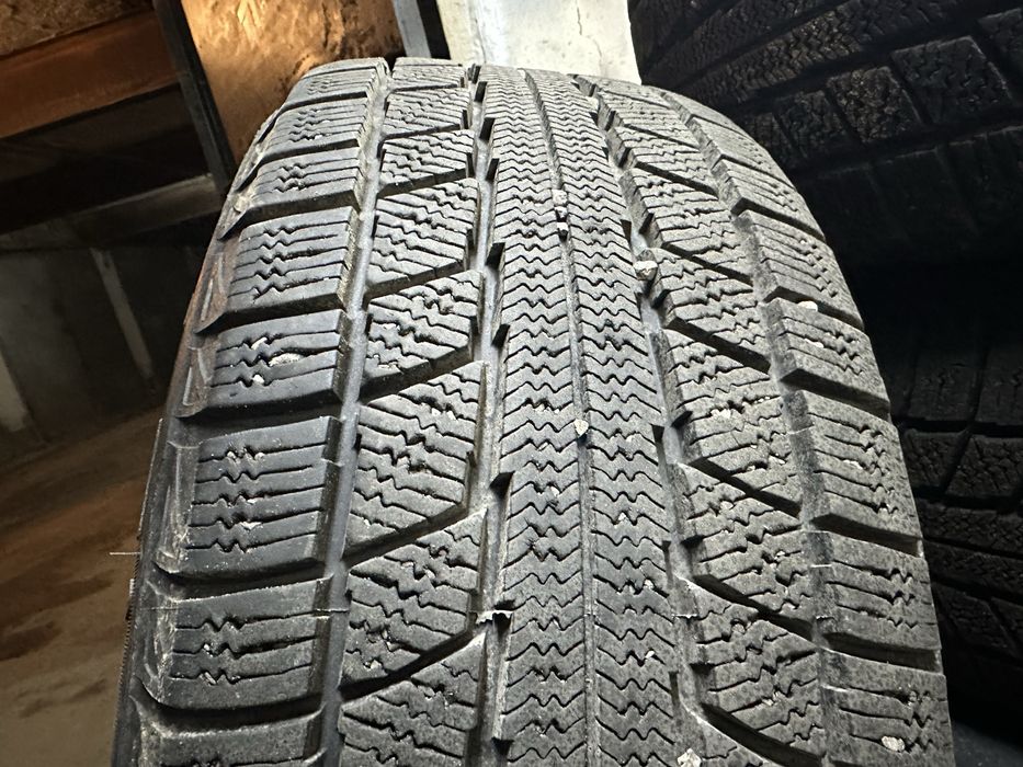 Продам диски с зимней резиной