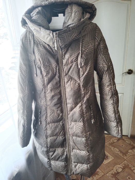 Пуховик  с капюшоном мехом кролика