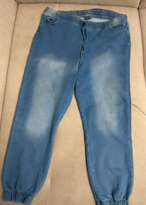 Vand blugi dama impecabili