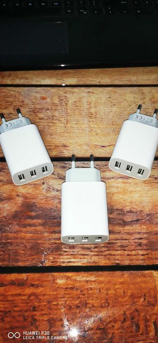Incarcator USB cu 3 porturi