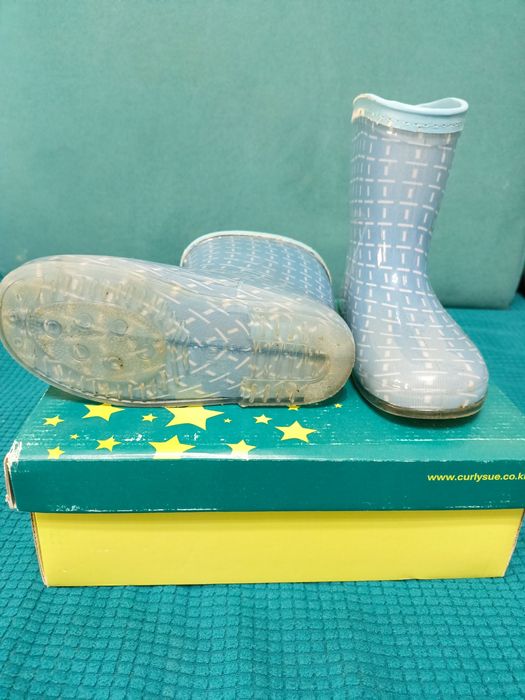 Детские резиновые сапоги для дождя