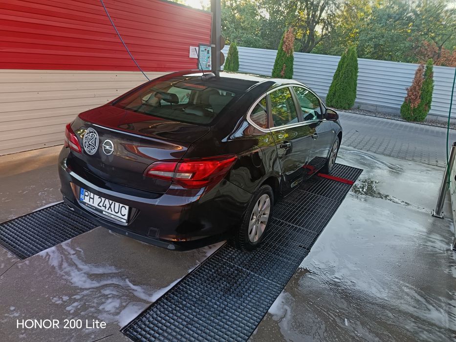 Opel Astra j 2016