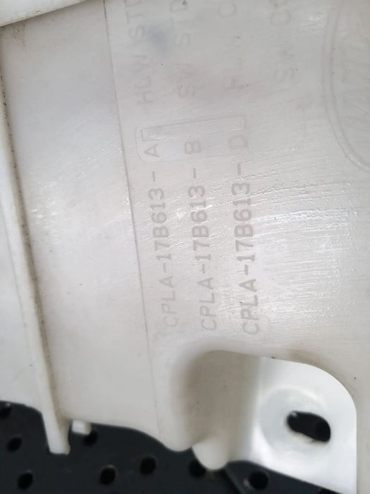 Vas lichid parbriz land rover range rover sport l494 cpla17b613