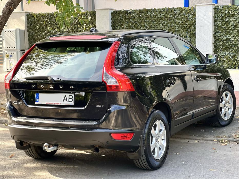 VOLVO XC60 2012 — imagine 3