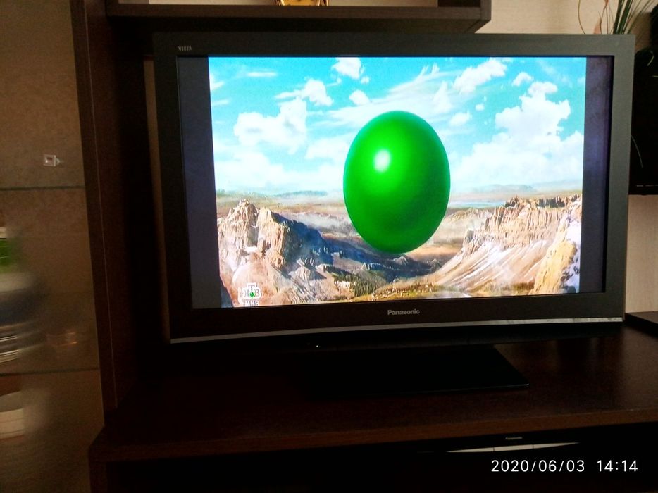 Продам телевизор " Панасоник".