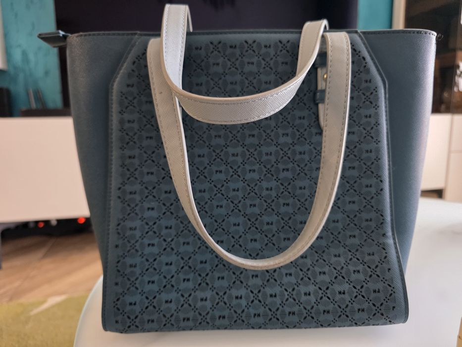 Дамска чанта PARIS HILTON