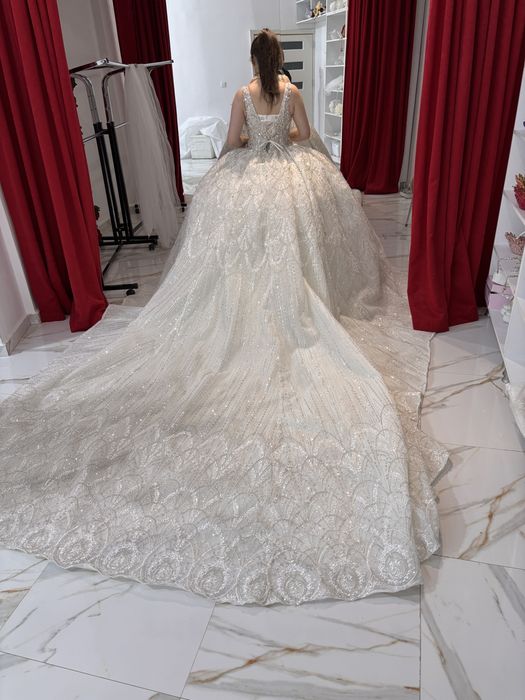 Булценска роклия с камани