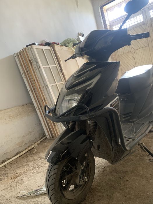 Spartvniy squter sotiladi kelishgan xolda