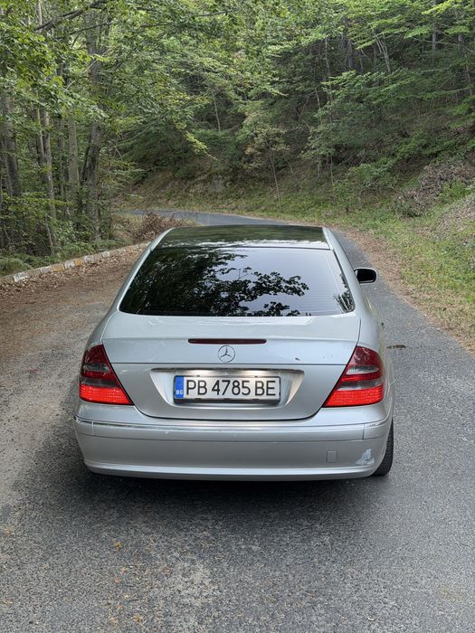 Mercedes Benz E320 CDI редови