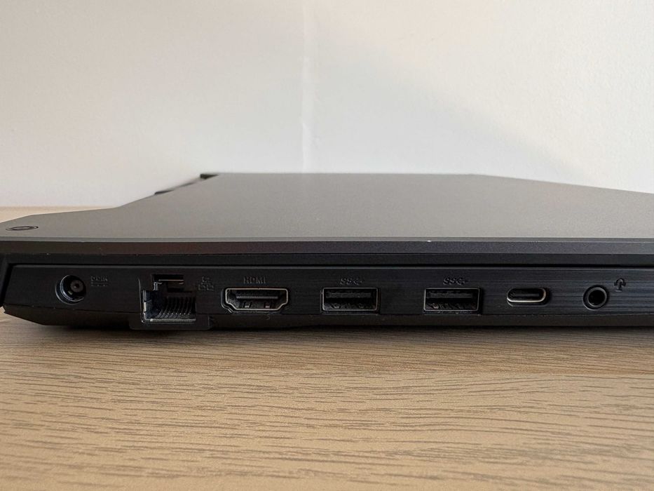 ASUS TUF Gaming F15 – i7 11th Gen / RTX 3050 / 24GB RAM / SSD 500GB