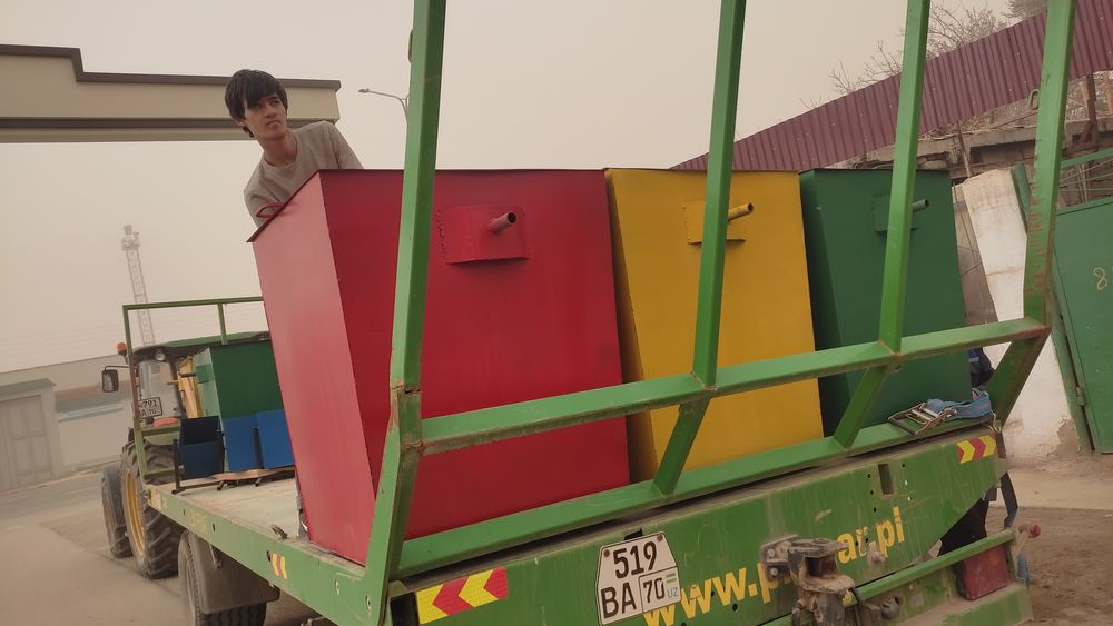 chiqindi idish va urna