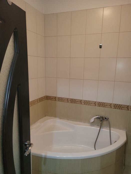 Inchiriez apartament 2 camere Militari Residence