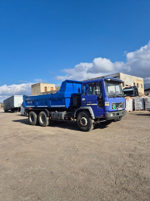 Autobasculanta VOLVO