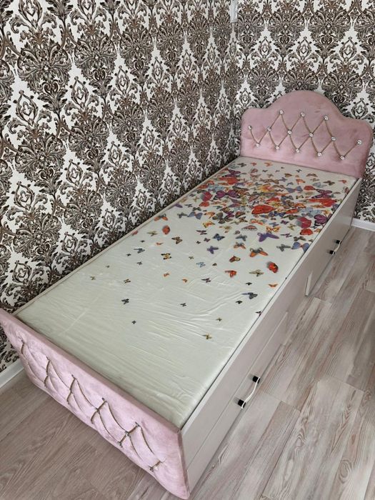 Детская кровать для девочки