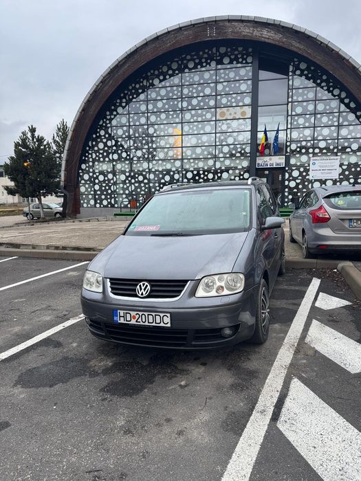 Vw Touran  2.0 tdi 140 cp