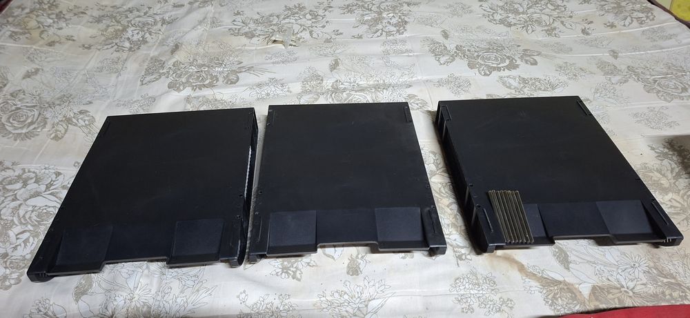 Канстовары, калькуляторы, точилки [СССР],этажерка для бумаг.