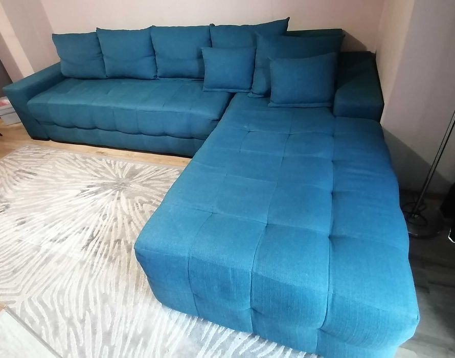 Ъглов разтегателен диван